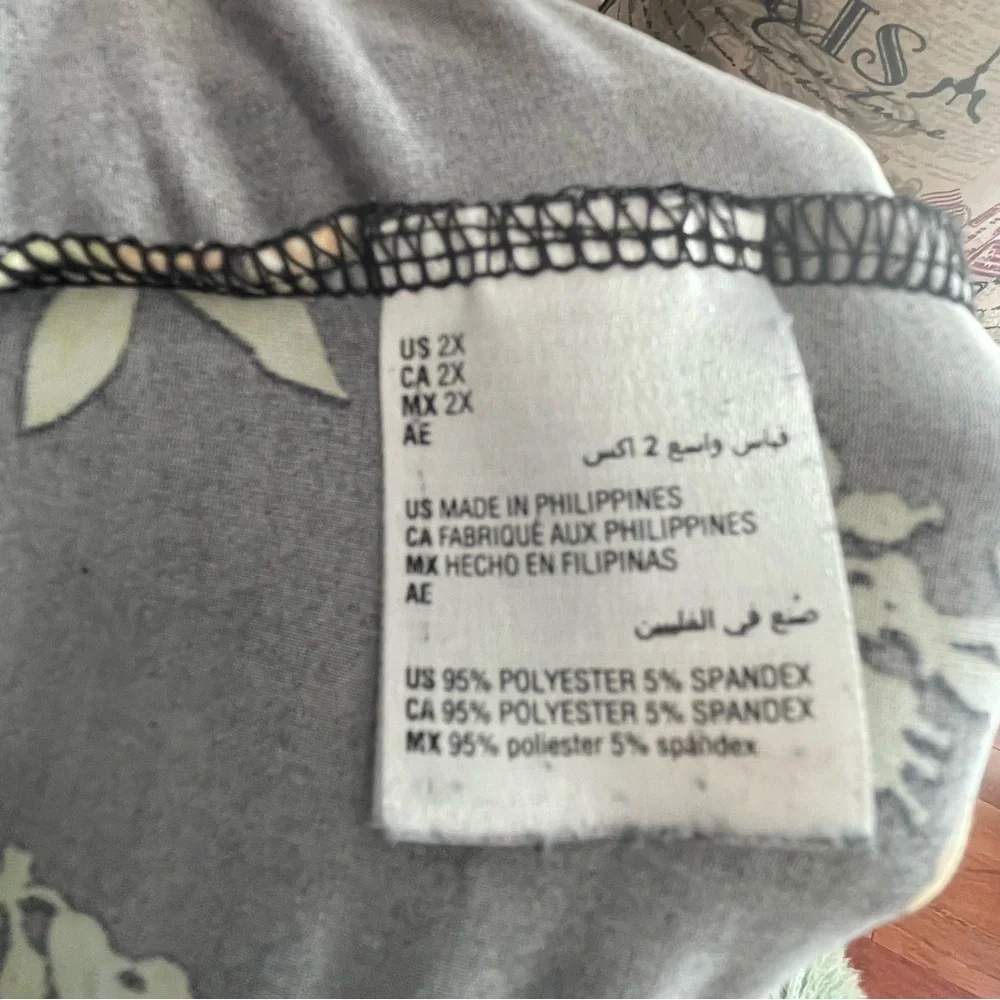 INC International Concepts Black Floral Blouse - Picture 8 of 8